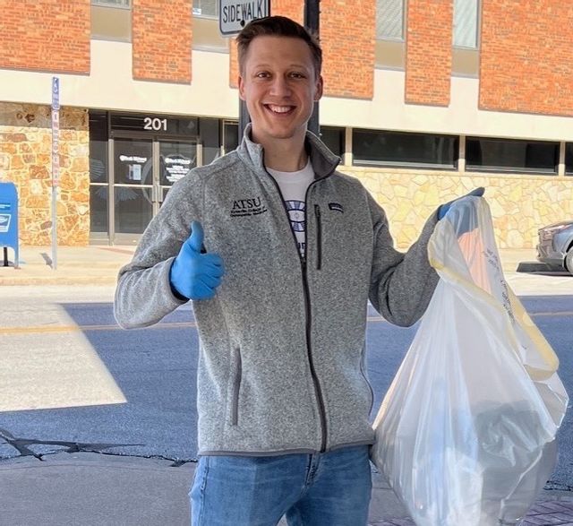 Main Street Kirksville Clean Up Day