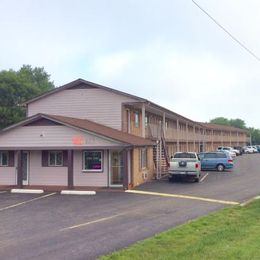 Hallmark Inn Motel