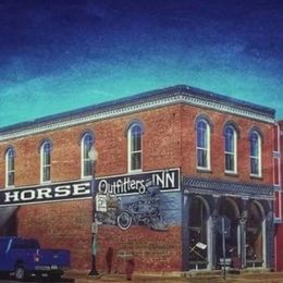 The Phoenix Lounge at the Iron Horse Inn
