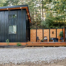 Nice Sunrise Tiny House