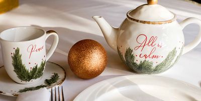 Zehnder’s Holiday Tea