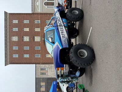 The Murfreesboro.com truck parked at the Christmas Tree lighting