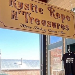 Rustic Rope N’Treasures