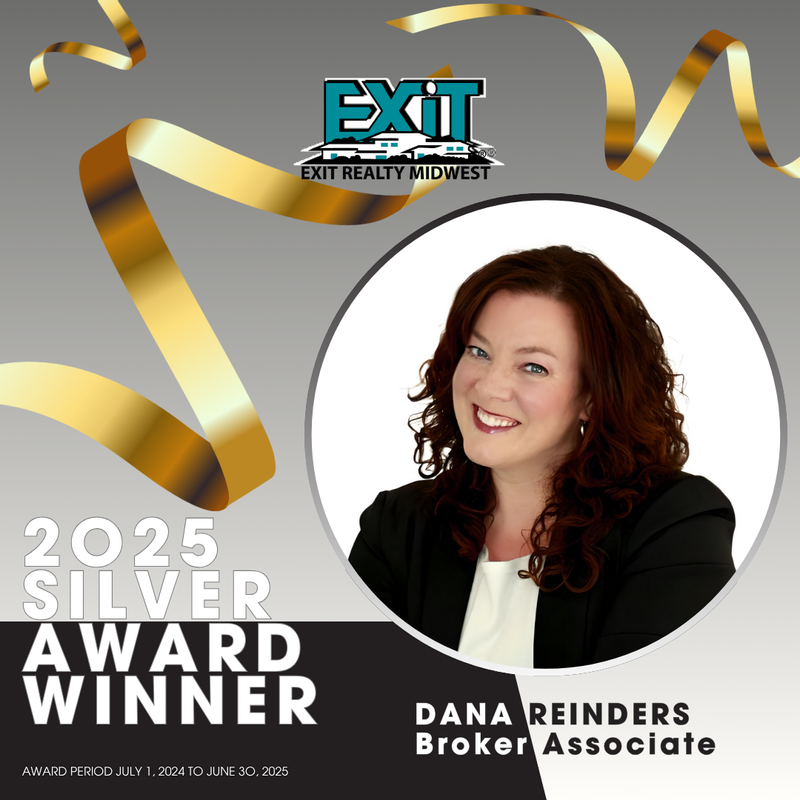 Photo of Dana Reinders, Broker Associate for EXIT Realty and 2025 Silver Award Winner