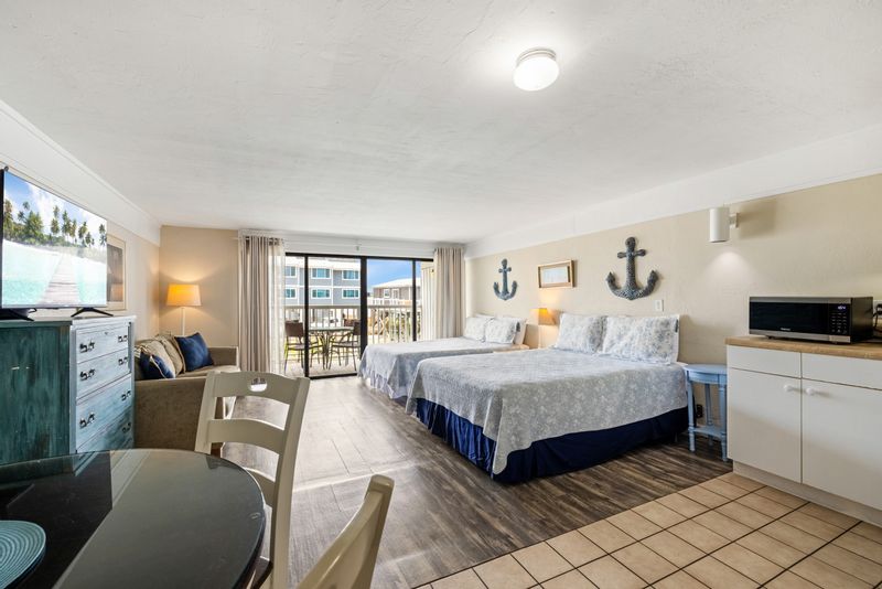 Anchor Cove at Cedar Key Condos