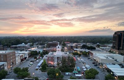 Rutherford County Historic Courthouse and public square