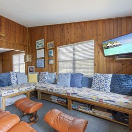 Flounder Inn
