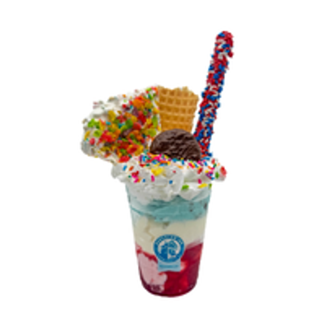 Patriotic Blast Sundae from Emilie’s Eis at Bavarian Inn Lodge