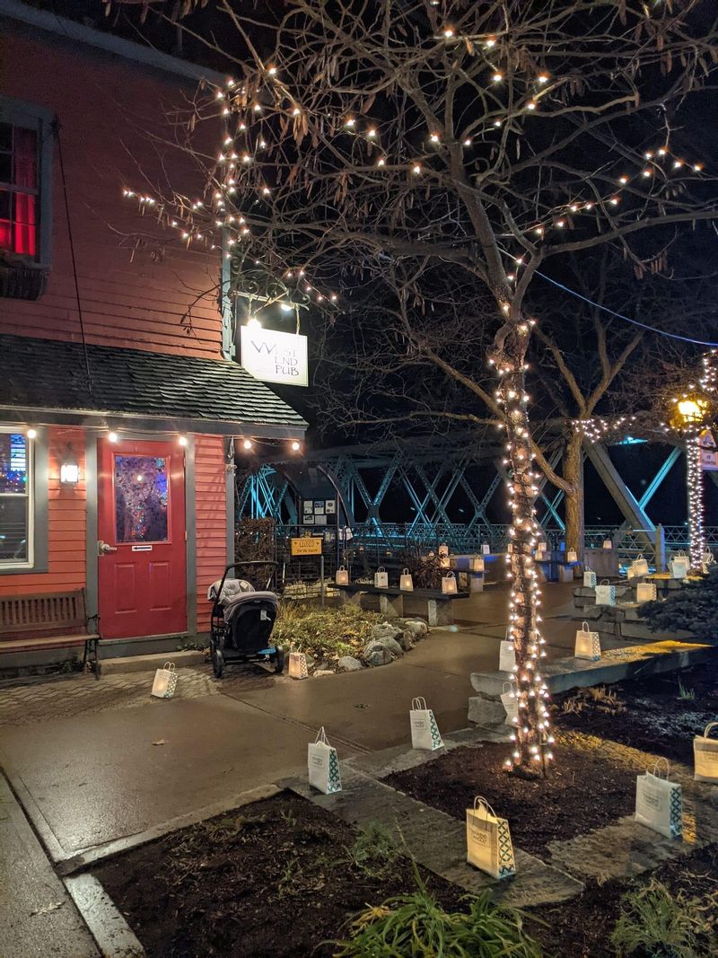 Luminaries around the West End Pub