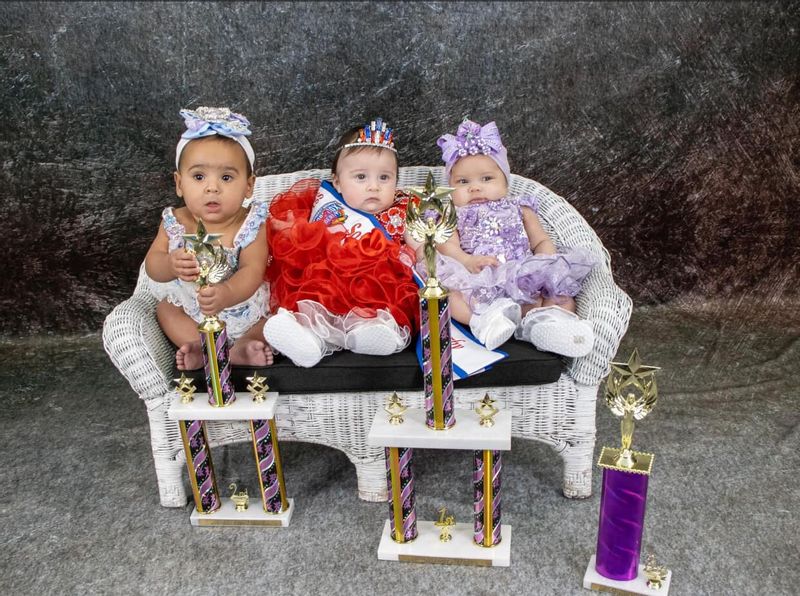 Oakley Marie Wiley 1st runner-up, 2023 Toddler Miss SEGSBD Queen Ruby Rodriguez, Kaylin Williams 2nd runner-up (Not Pictured) Haislee Kinnett 3rd runner-up & Photogenic Winner