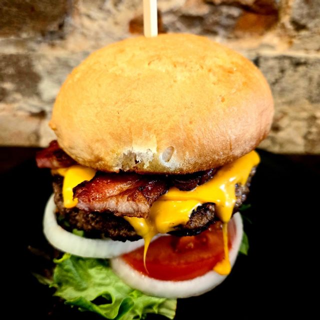Cheesburger downtown
