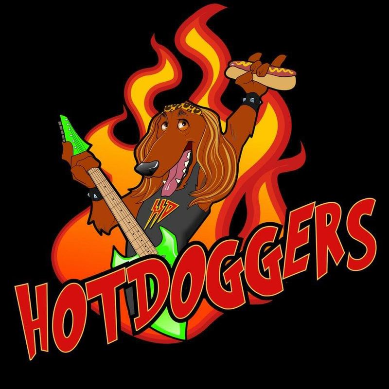 Hotdoggers Charlevoix