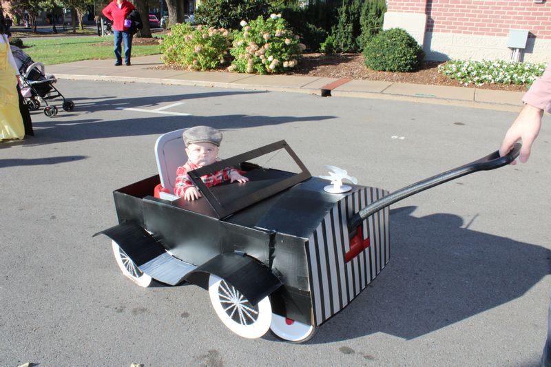 Toddler Trick or Treating