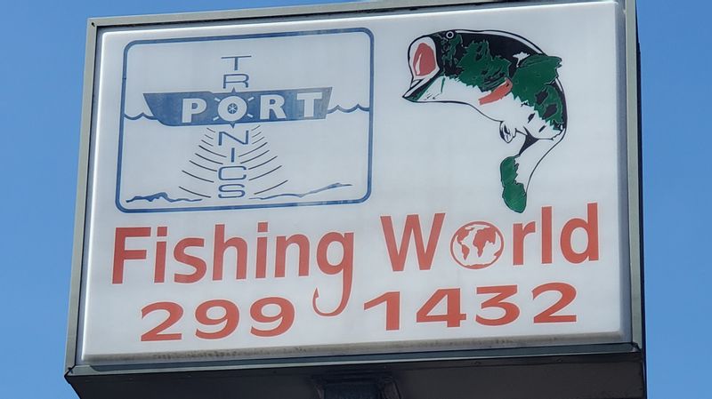 Port-Tronics Fishing World