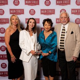  Hollis Interiors won an Awards of Excellence in Historic Preservation Award Pictured Kelly Hollis, Tootsie Hollis-Allen  Carolyne & Wayne Hollis and Mayor Ralph Hellmich.  