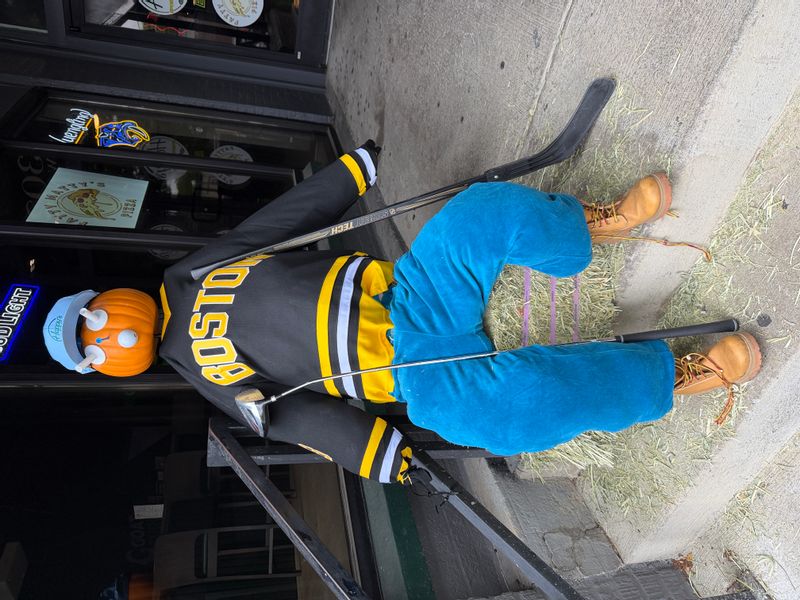 Happy Gilmore scarecrow in downtown murfreesboro