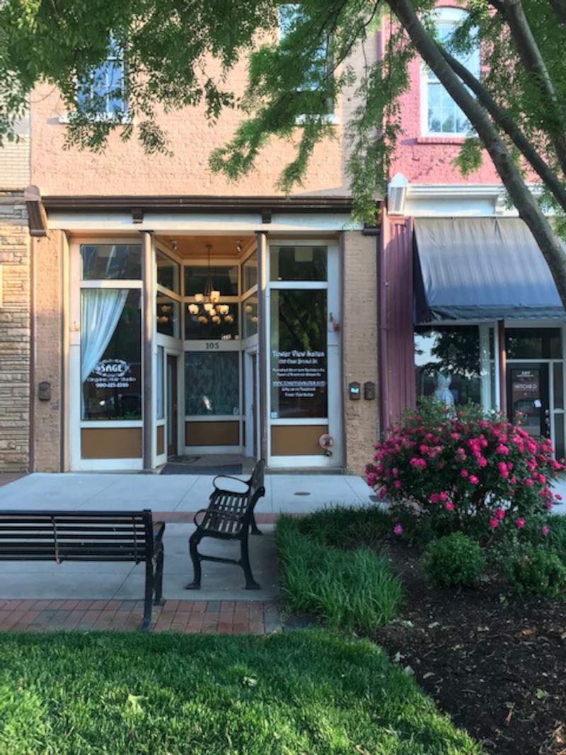 Turn Key Apartment- Downtown Statesville