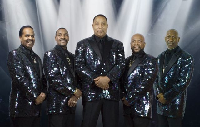 Holiday Lunch & Dinner Shows Featuring The Prolifics