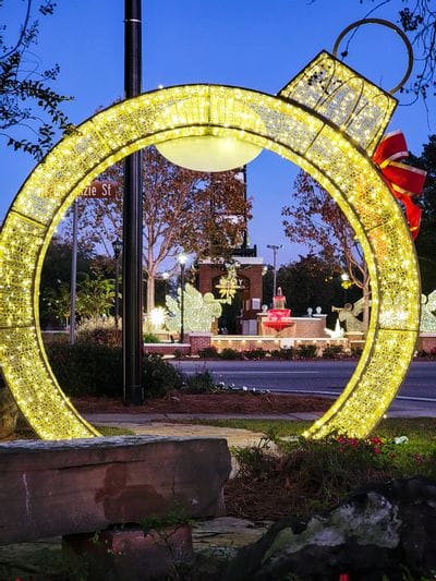 Christmas light display in Foley