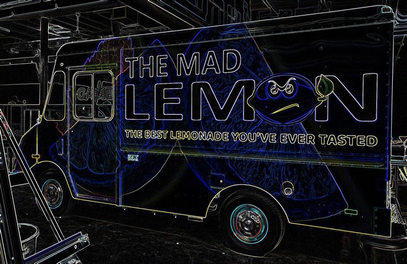 The Mad Lemon / SOBER Mobile Bar