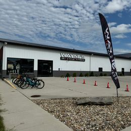 Waynes Ski And Cycle