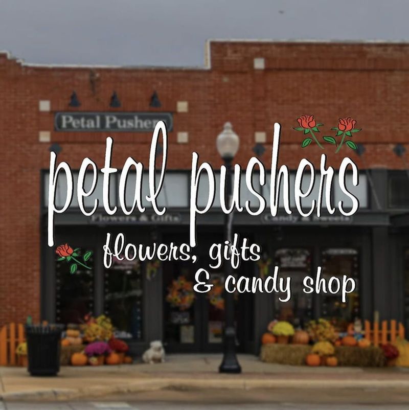 Petal Pushers Flowers & Gifts