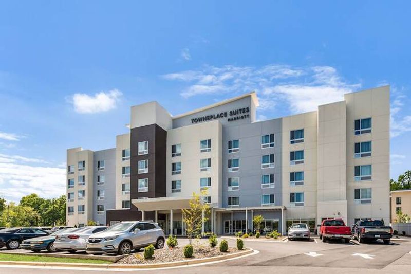 TownePlace Suites by Marriott - Greensboro Coliseum Area
