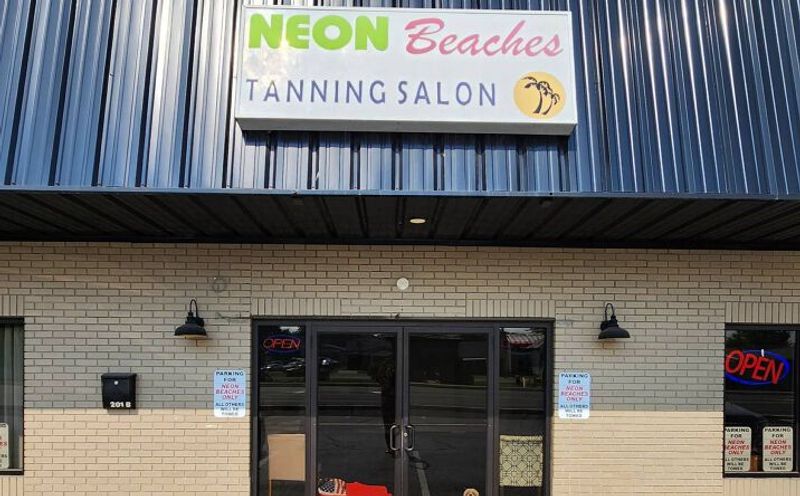 Neon Beaches Salon & Women's Boutique