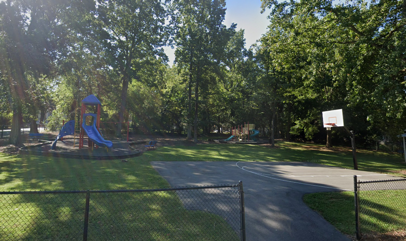 Lee Street Park