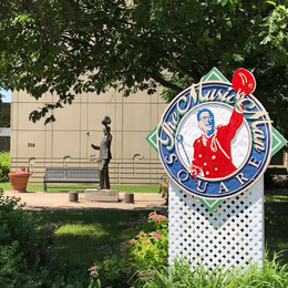 The Music Man Square & Meredith Willson Boyhood Home