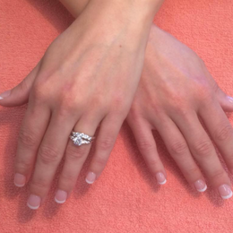 V-Pro Nails			