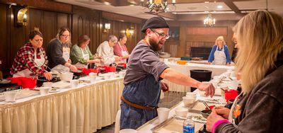 Zehnder’s 2026 Holiday How-To Classes